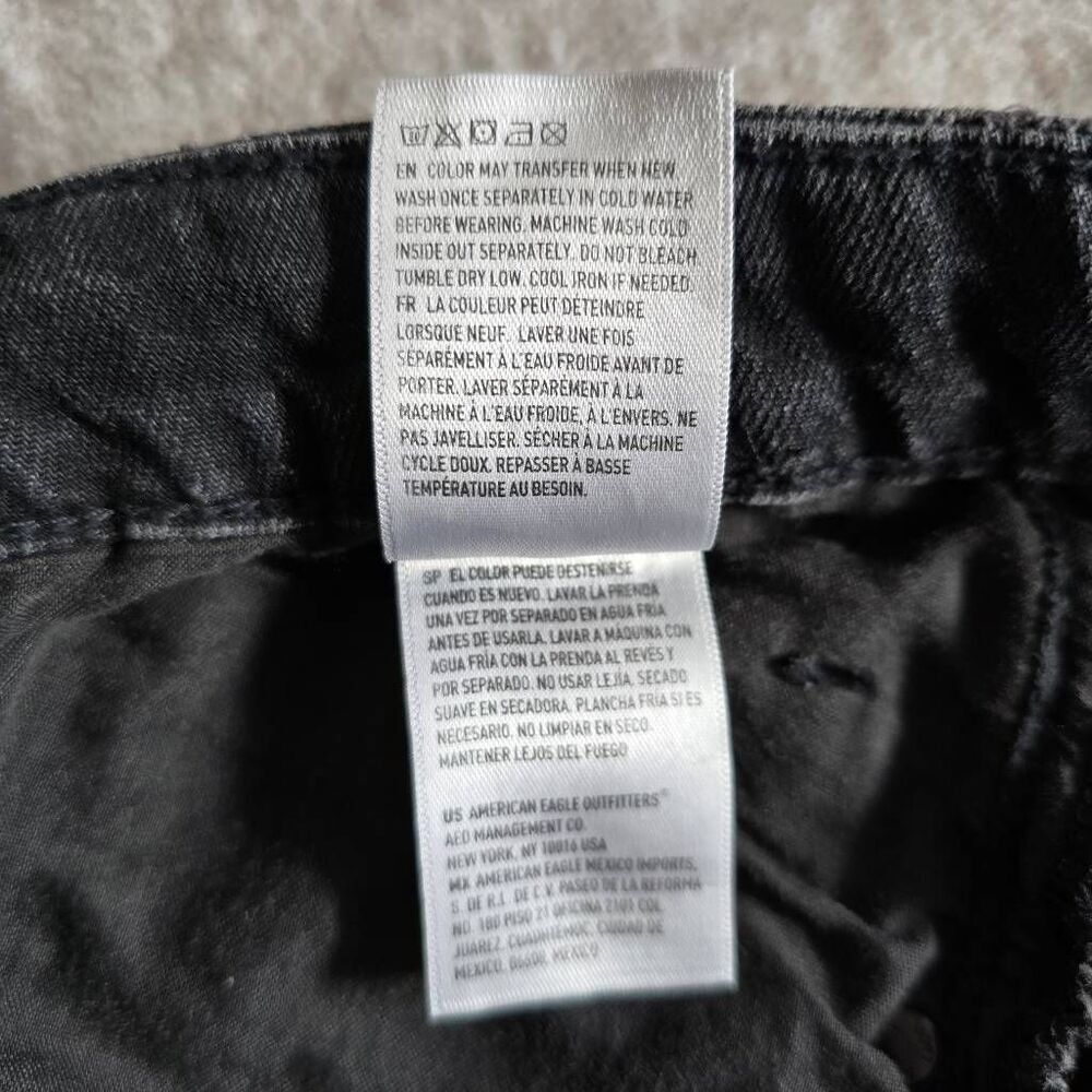 American Eagle Mom Short - Sz. 12 - Picture 6 of 6